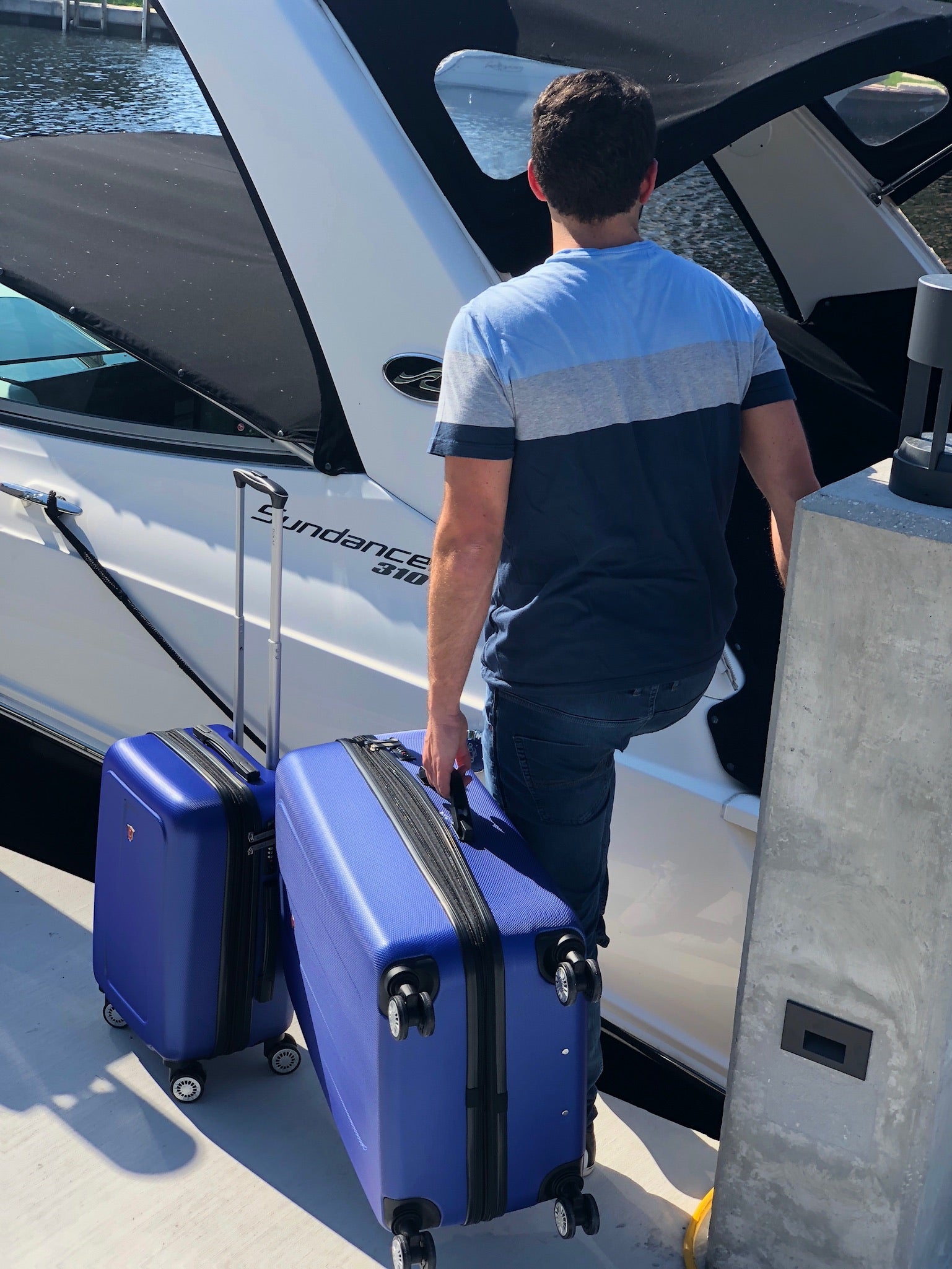 Crypto Hardside Spinner 32-Inch  Extra Large Luggage