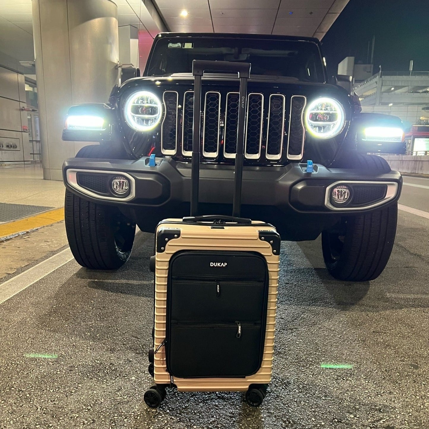 Dukap TOUR  Hardside Spinner 20-Inch Carry-On Luggage