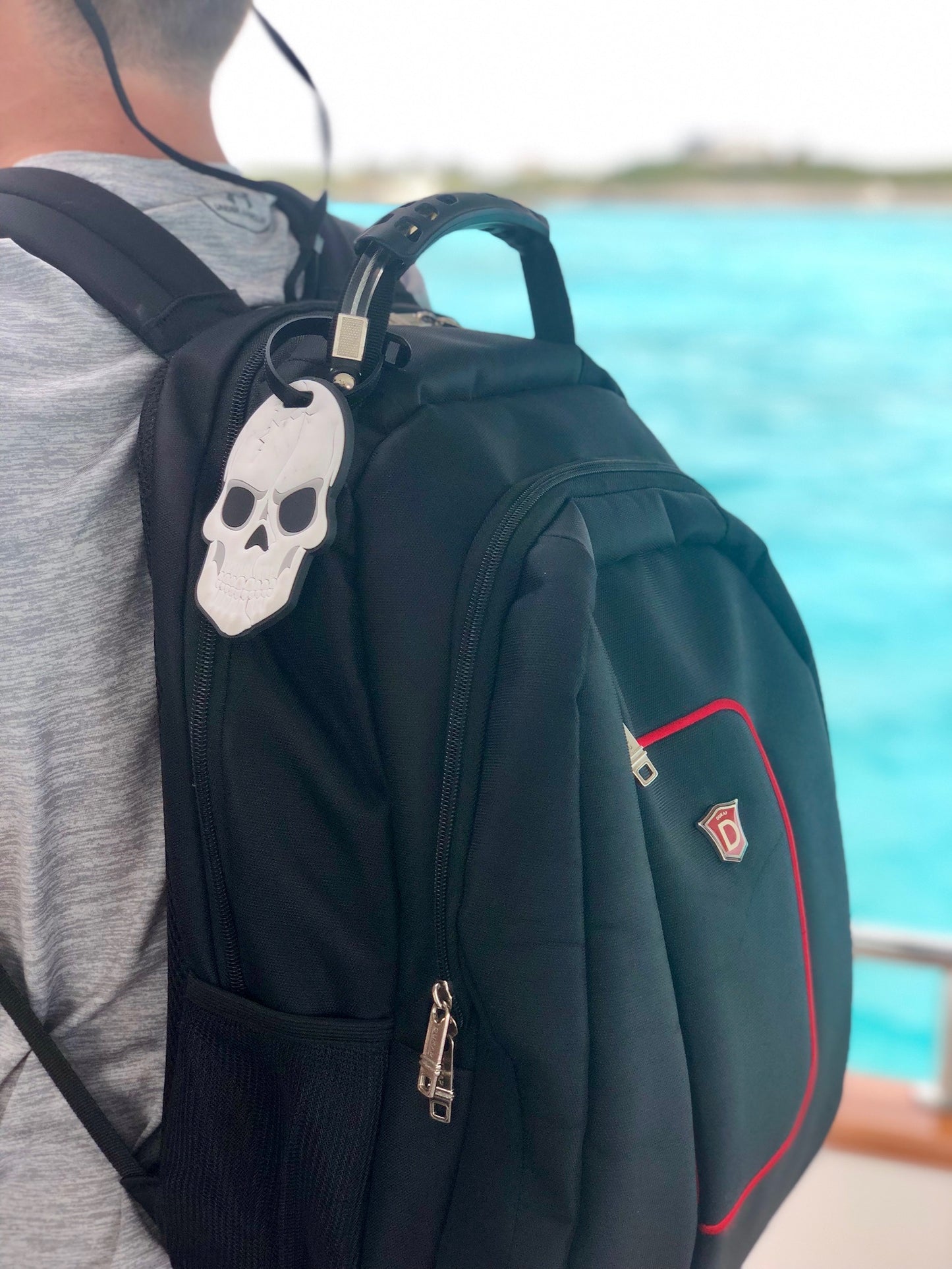 Stylish and Functional Luggage Tags